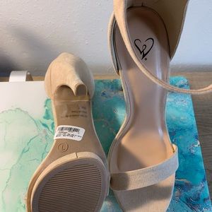 Beige heels